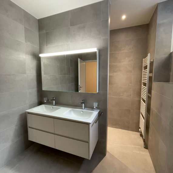 Centre 1, salle de bain